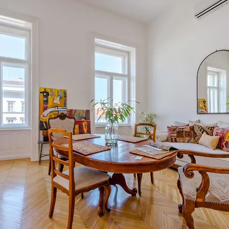 Appartement Highrise Art Budapest